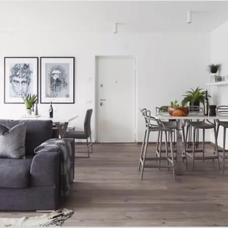 Ulivi Luxury Loft & Pool - The House Of Travelers Appartement
